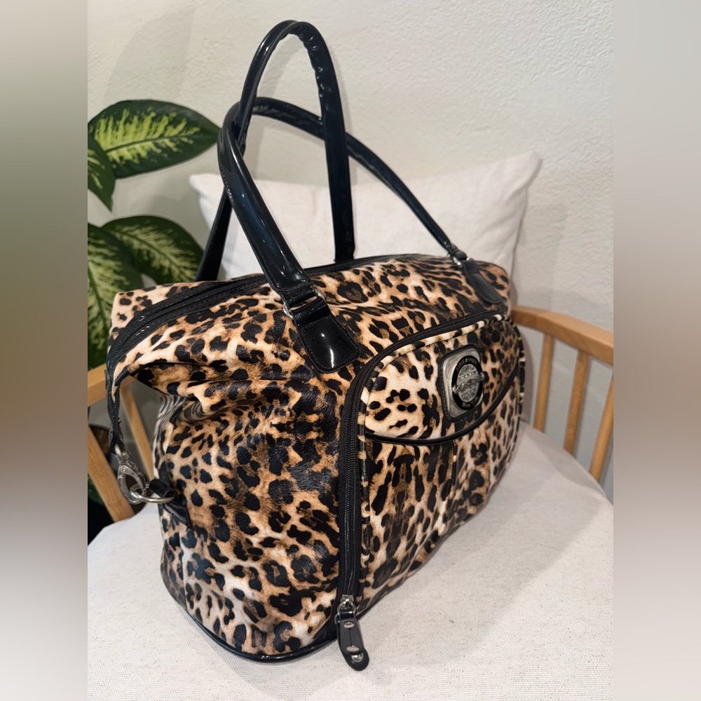Kathy Van Zeeland Leopard Animal Print Duffle Travel Shoulder Weekender Purse XL - Picture 3 of 16